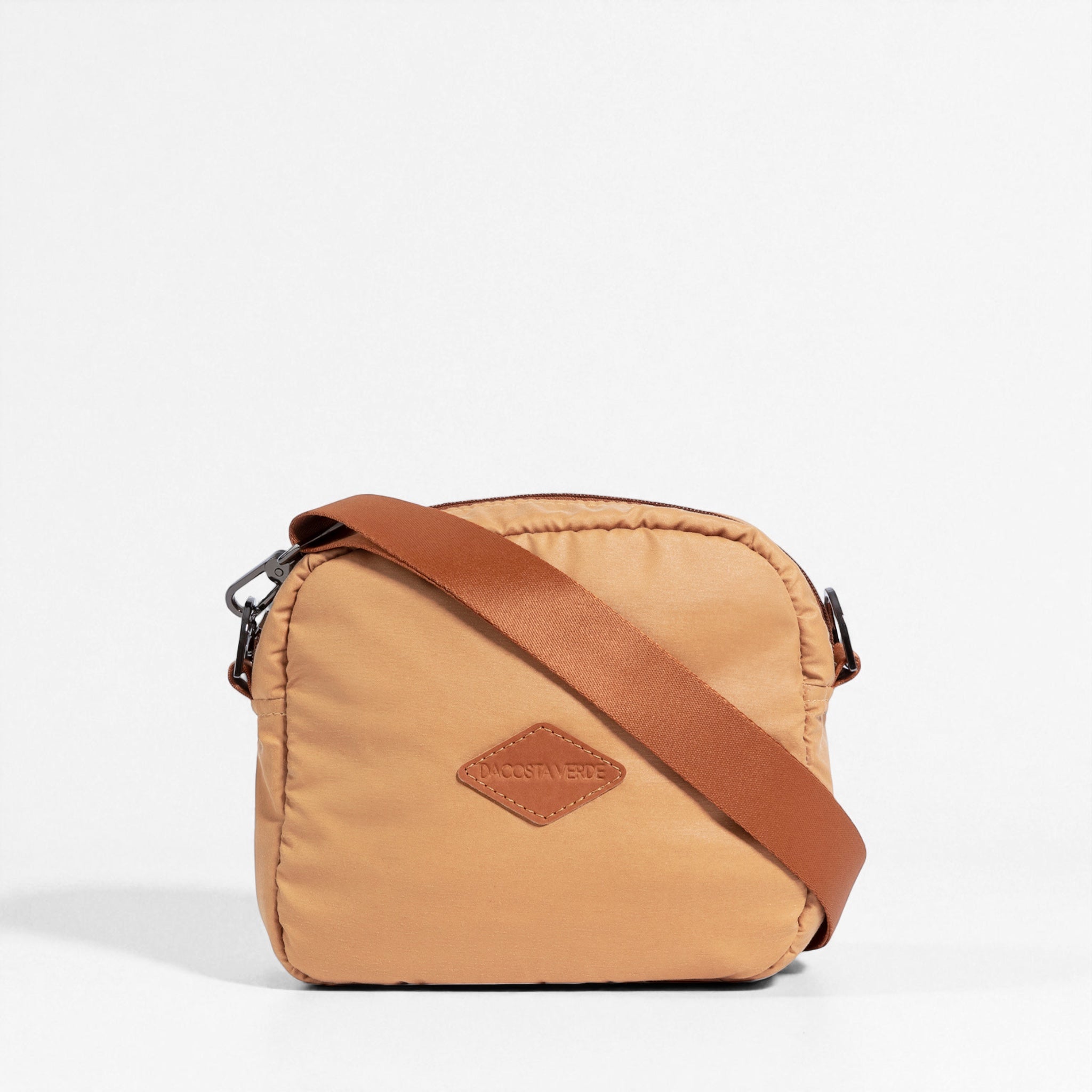 nomad-crossbody-latte